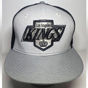 New Era Los Angeles Kings Team Embroidered Black Gray hat cap Snapback NHL